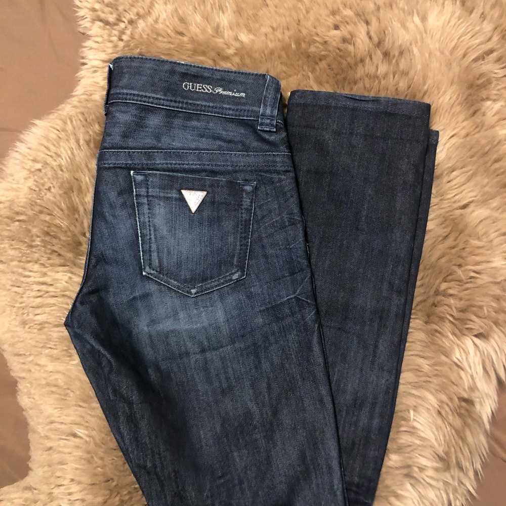 Guess Premium Dark Blue Jeans. Size 26